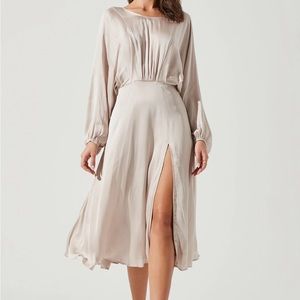 Elegant Satin midi dress with dolman sleeves
